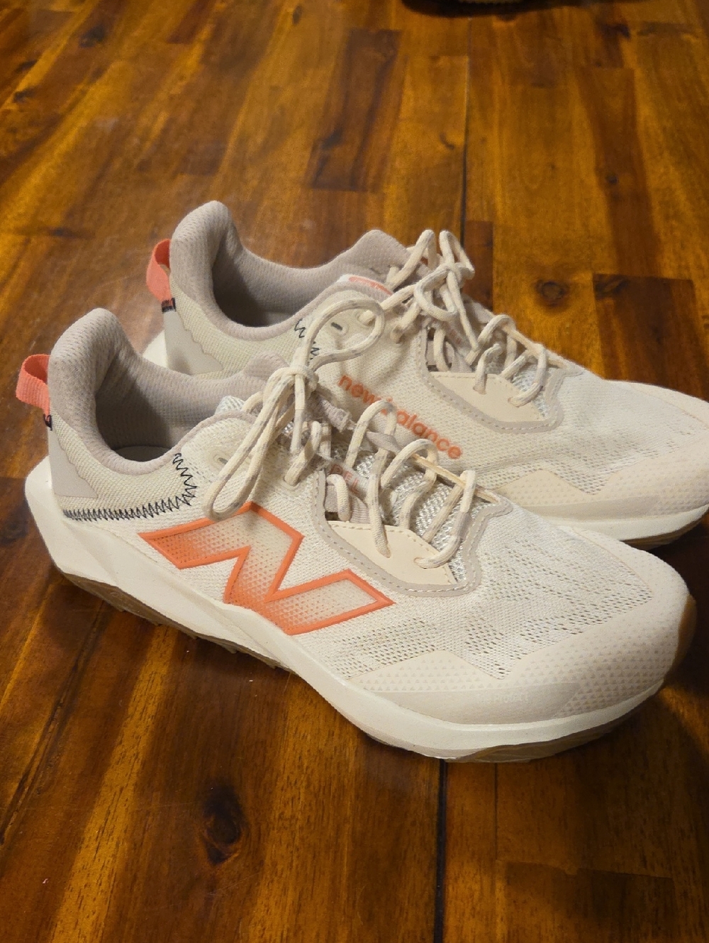 New Balance Women's Cream Hiking Sneakers with Coral Accents